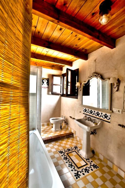 Gasthaus La Casona De Con Zimmer foto