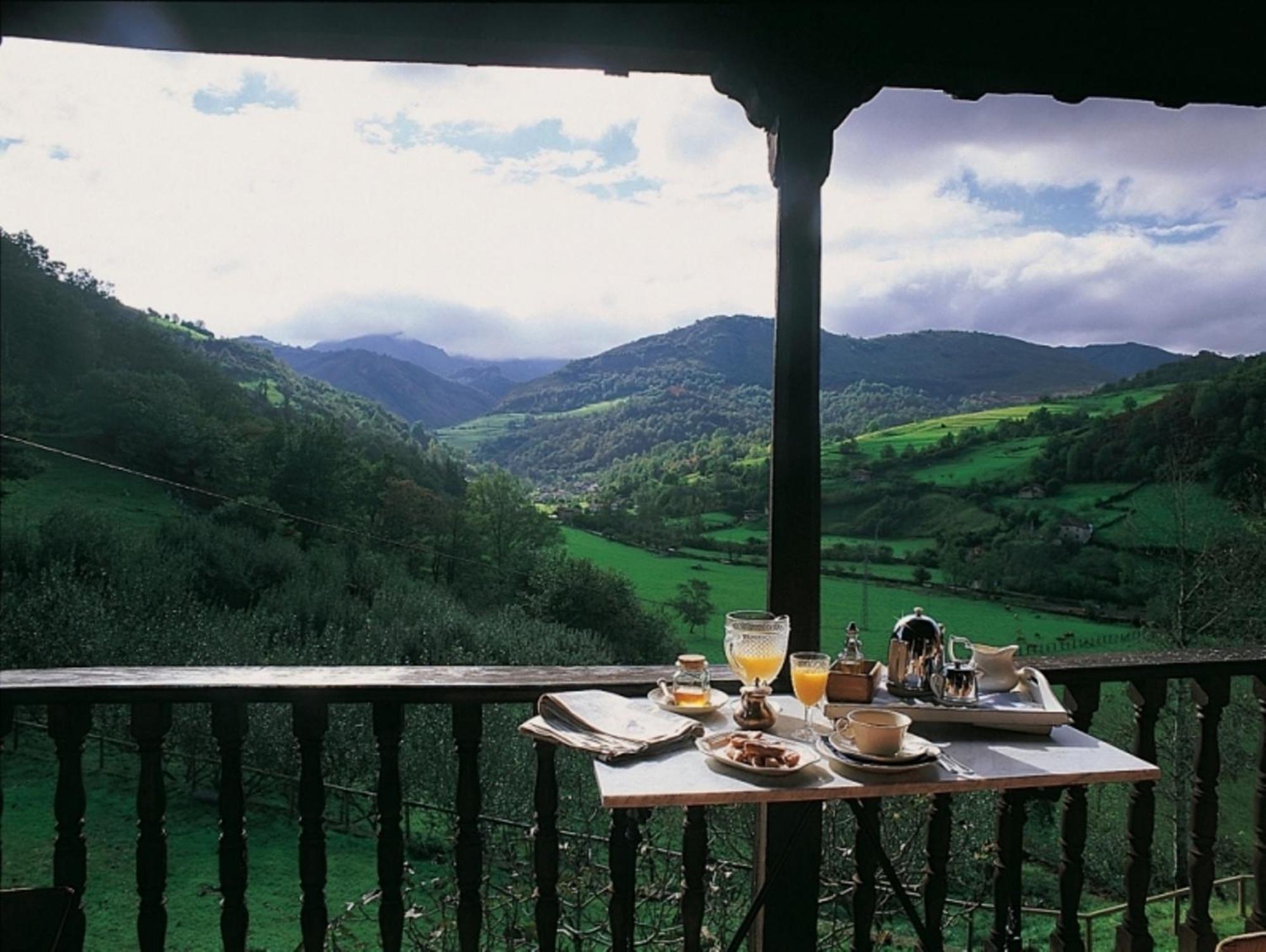 Gasthaus La Casona De Con Exterior foto