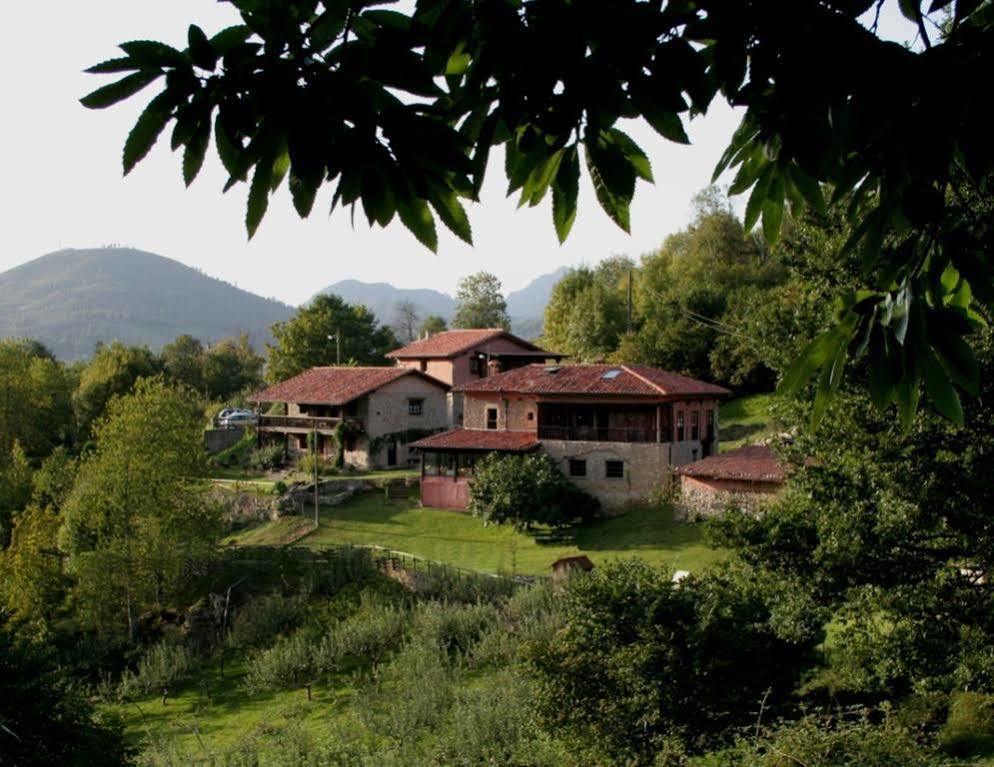 Gasthaus La Casona De Con Exterior foto